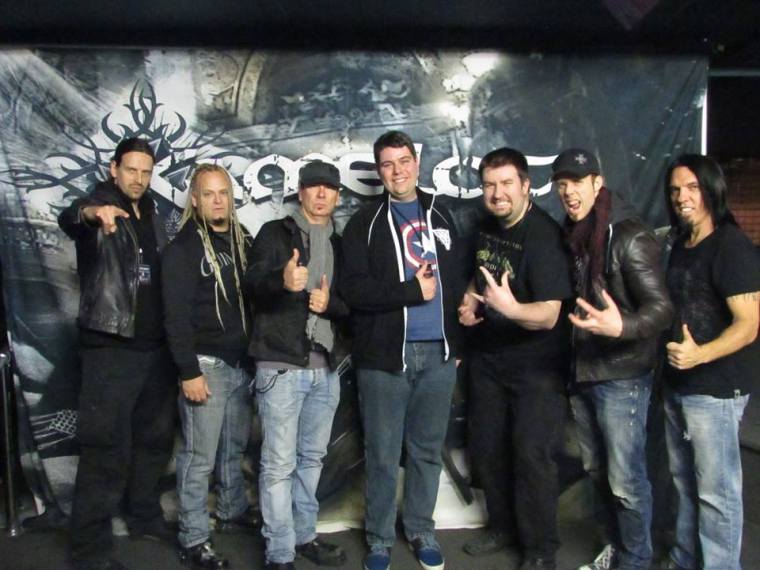 10277712_916690335060844_1120954005155875110_n